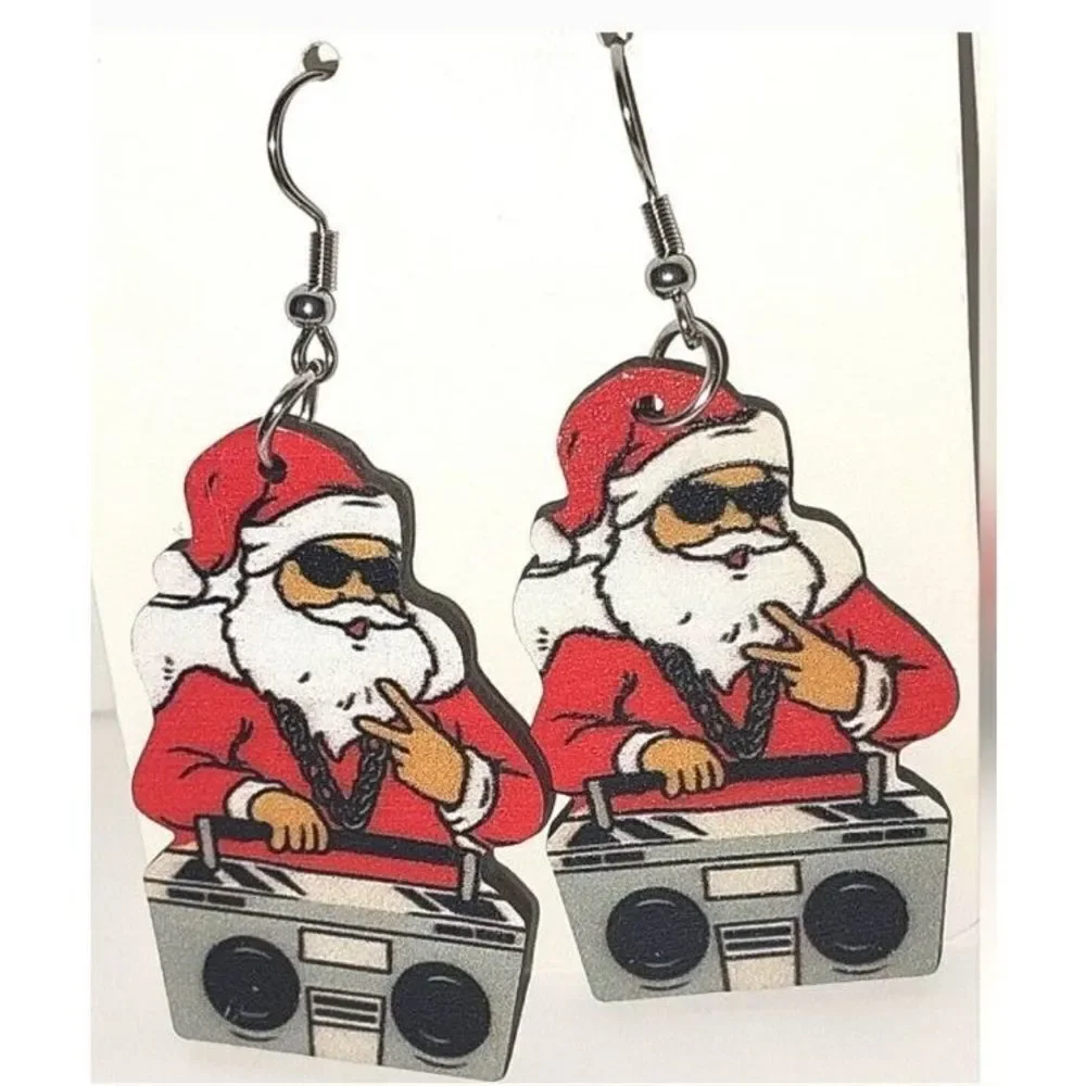 Super cute festive holiday earrings
